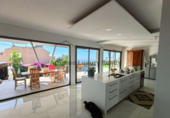 Chalet independiente con terreno en venta en la España, Arona, ref: TR398254 foto