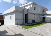 Chalet independiente con terreno en venta en la España, Arona, ref: TR398254 foto