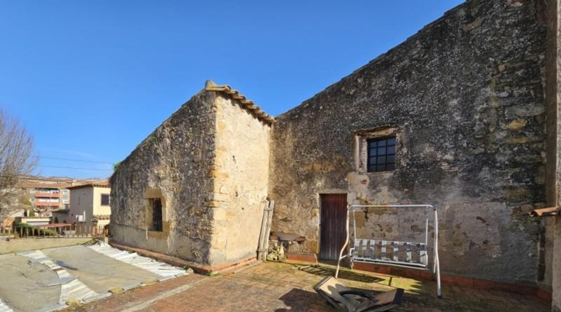 Girona - la Bisbal d'Empordà - 3059m2
