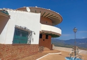 Chalet independiente con terreno en venta en la España, Viñuela, ref: TR398065 foto