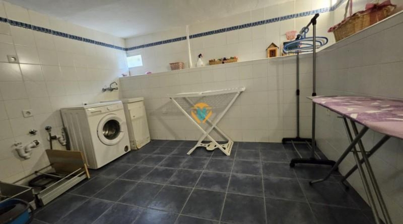 Alicante - Benidorm - 749m2