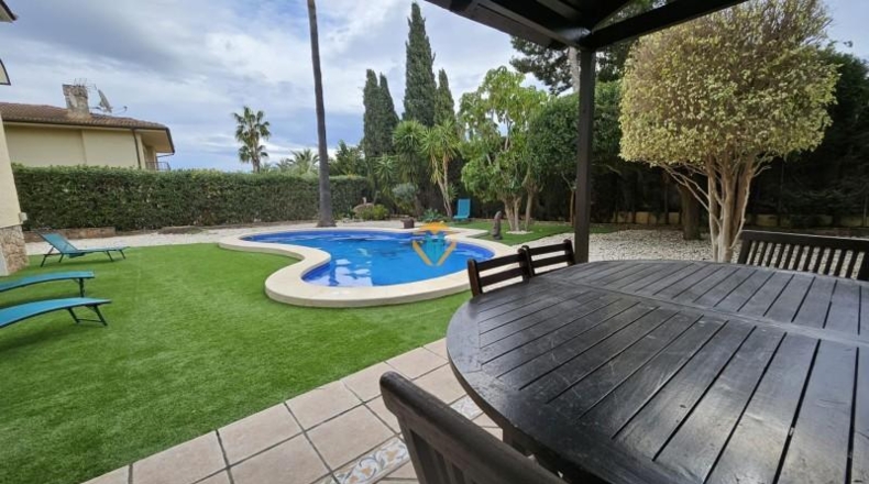 Alicante - Benidorm - 749m2