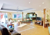 Chalet independiente con terreno en venta en la España, Alicante, ref: TR388003 foto