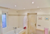 Chalet independiente con terreno en venta en la España, Alicante, ref: TR388003 foto