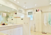 Chalet independiente con terreno en venta en la España, Alicante, ref: TR388003 foto