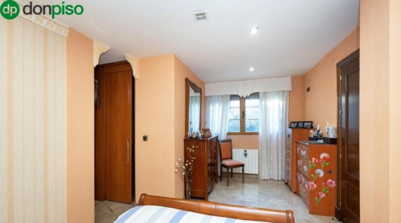 Granada - Píñar - 1713m2