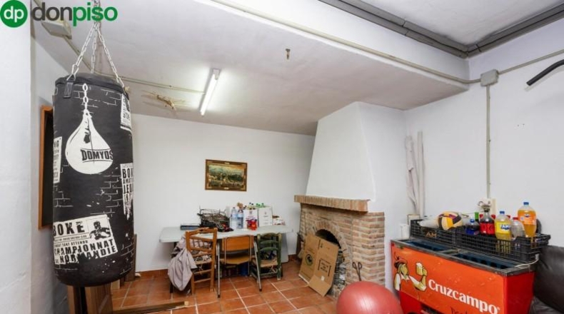 Granada - Píñar - 1713m2