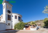 Chalet independiente con terreno en venta en la España, Alcaudete, ref: TR399802 foto