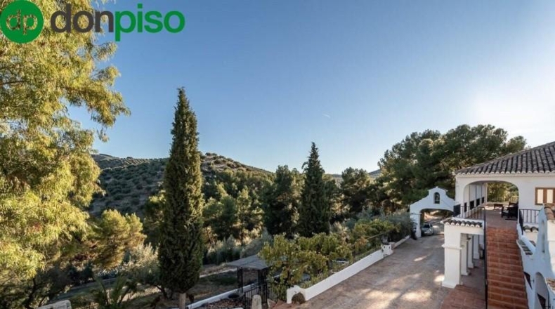 Jaén - Alcaudete - 3600m2