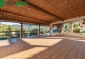 Chalet independiente con terreno en venta en la España, Alcaudete, ref: TR399802 foto