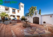 Chalet independiente con terreno en venta en la España, Alcaudete, ref: TR399802 foto