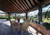 Chalet independiente con terreno en venta en la España, Irún, ref: TR399803 foto