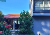 Chalet independiente con terreno en venta en la España, O Grove, ref: TR398222 foto