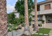 Chalet independiente con terreno en venta en la España, Elda, ref: TR398111 foto
