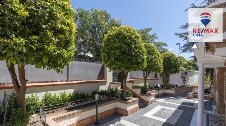Granada - Гранада - 1264m2