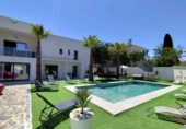 Chalet independiente con terreno en venta en la España, Alicante, ref: TR399452 foto