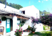 Chalet independiente con terreno en venta en la España, Santa Eulària des Riu, ref: TR397933 foto