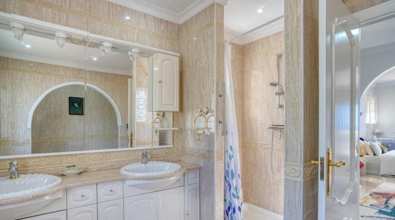 Málaga - Marbella - 1660m2