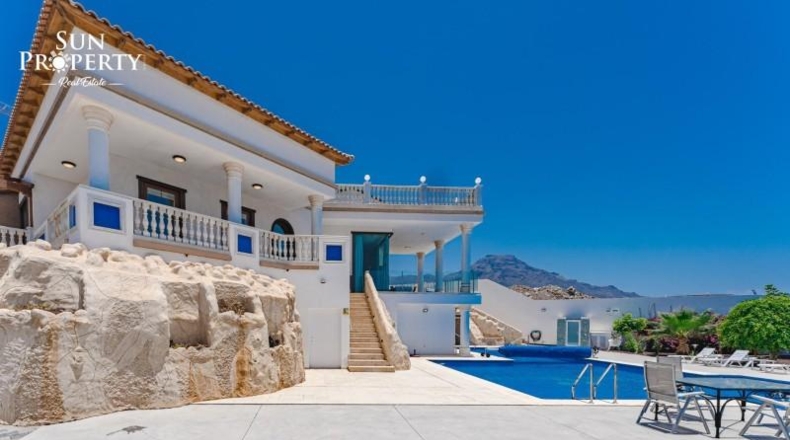 Las Palmas - San Bartolomé de Tirajana - 2700m2