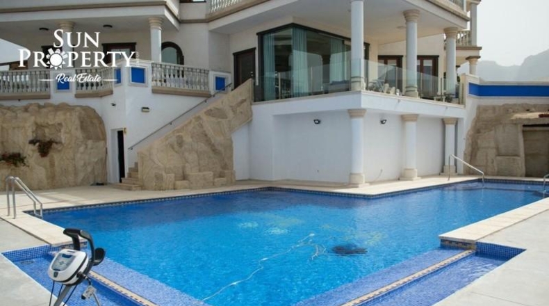 Las Palmas - San Bartolomé de Tirajana - 2700m2