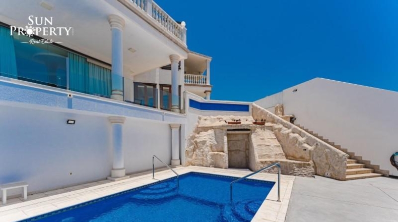 Las Palmas - San Bartolomé de Tirajana - 2700m2