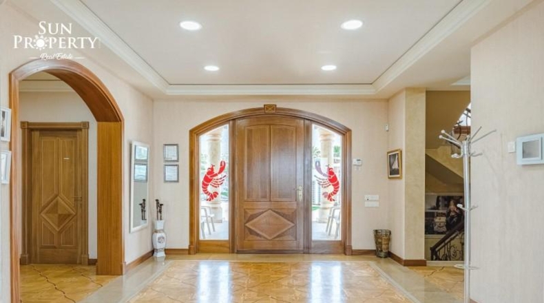 Las Palmas - San Bartolomé de Tirajana - 2700m2