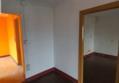 Отдельно стоящий дом с участком на продажу в городе Narón. Фото