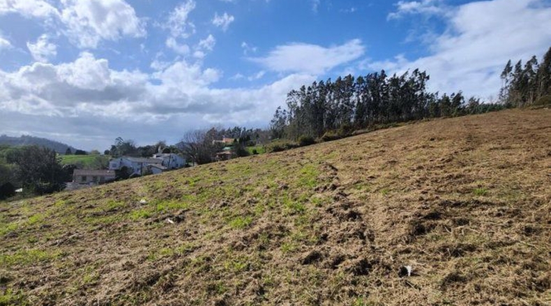 La Coruña - Santiago de Compostel·la - 10000m2