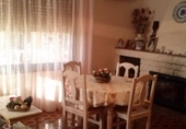 Вилла с участком на продажу в городе Алменара. Фото
