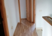 Отдельно стоящий дом с участком на продажу в городе Barcience. Фото