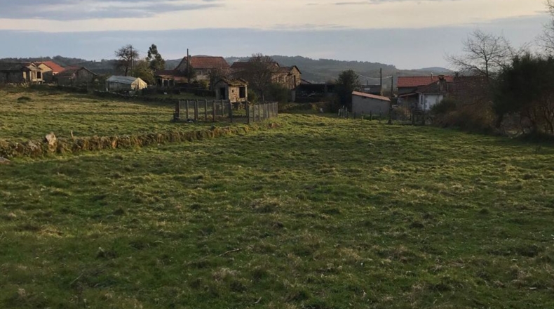 La Corunya - Cotobade - 1896m2
