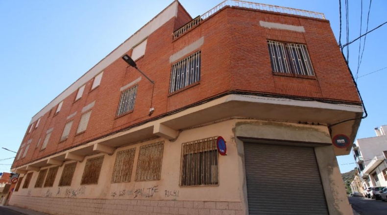 Castellón - la Vall d'Uixó - 803m2