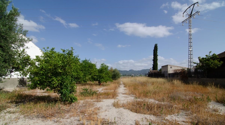 Sevilla - Gines - 2367m2