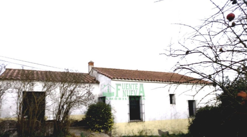 Badajoz - Fregenal de la Sierra - 9621m2