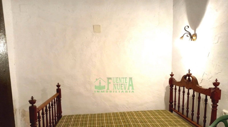 Badajoz - Fregenal de la Sierra - 9621m2