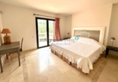 Xalet adossat amb terreny en lloguer a San Roque ref.: TR386132 foto
