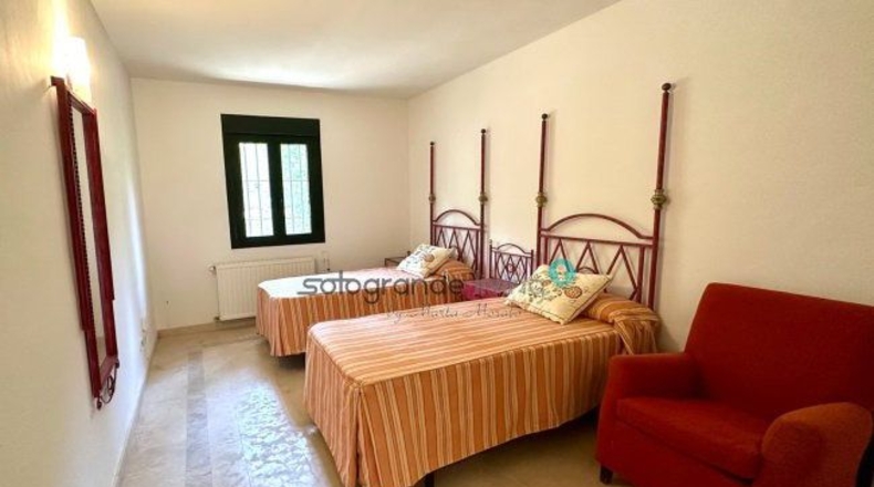 Cádiz - San Roque - 2085m2