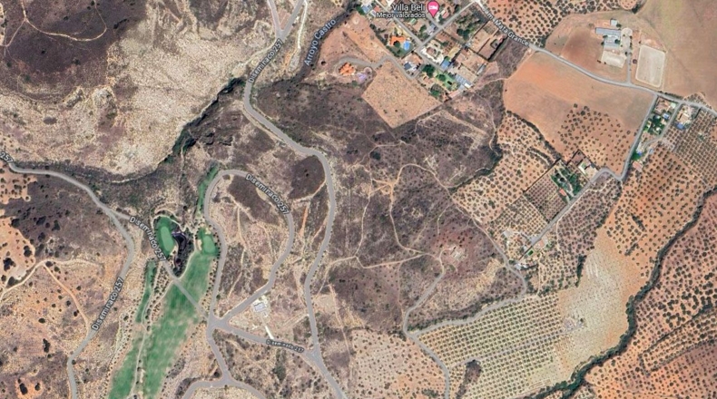 Málaga - Антекера - 8583m2