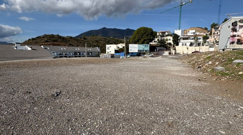 Málaga - Fuengirola - 3600m2
