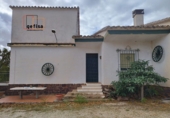 Casa de campo con terreno en venta en Valdepeñas ref: TR385165 foto