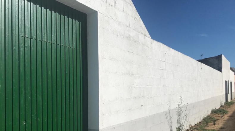 Badajoz - Almendralejo - 900m2