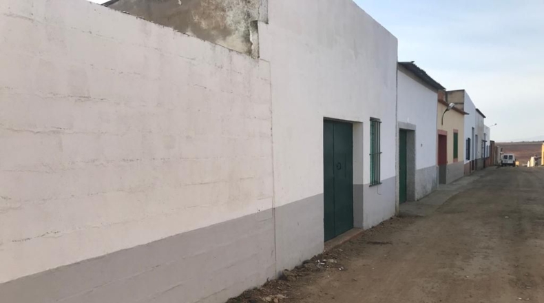 Badajoz - Almendralejo - 900m2