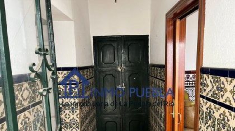 Seville - La Puebla del Río - 220m2