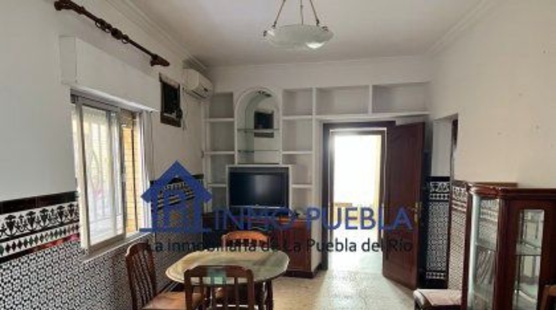 Seville - La Puebla del Río - 220m2