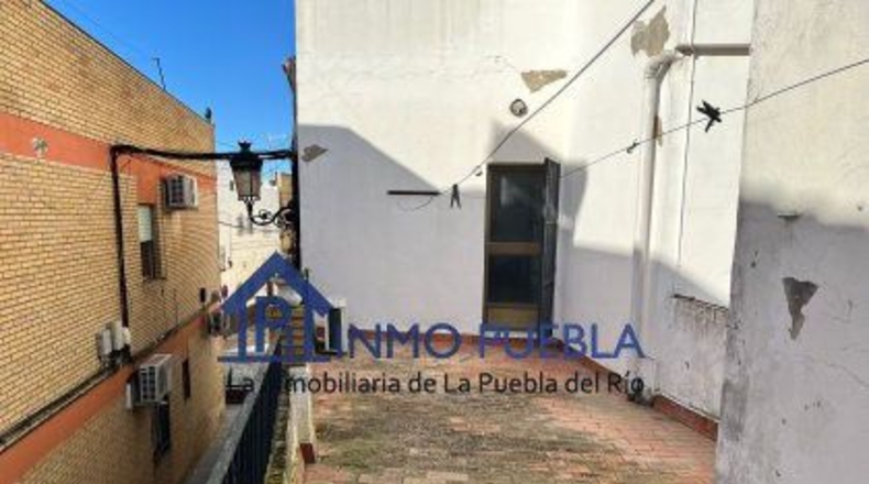 Seville - La Puebla del Río - 220m2