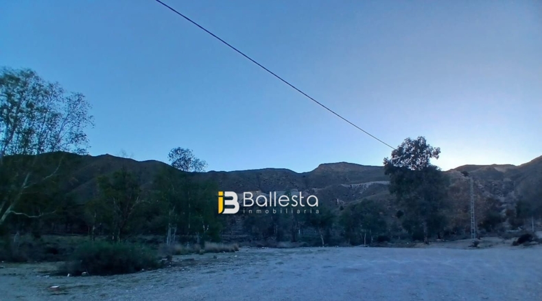 Almería - Cuevas del Almanzora - 4094826m2