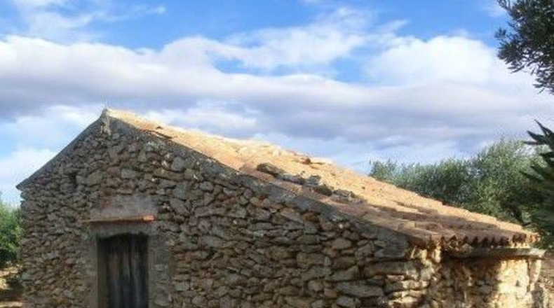 Tarragona - Тивенис - 11000m2