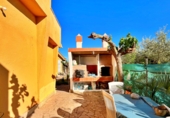 Chalet independiente con terreno en venta en Camarles ref: TR386861 foto