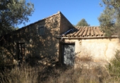 Земля на продажу у города Tortosa. Фото