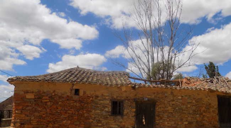 León - Matanza de los Oteros - 425m2